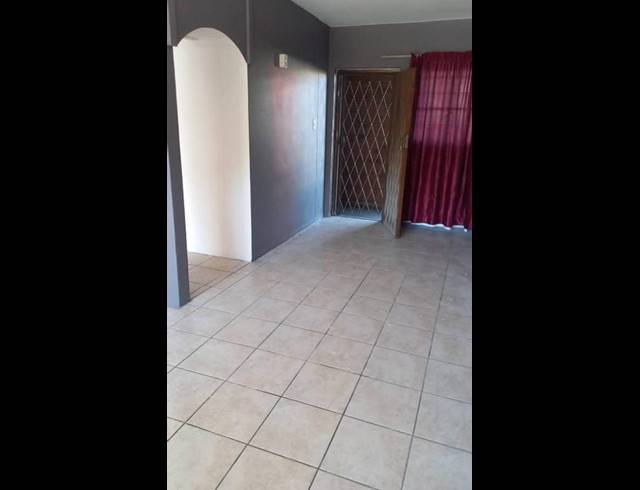 1 BEDROOM APARTMENT FOR SALE IN SIDWELL